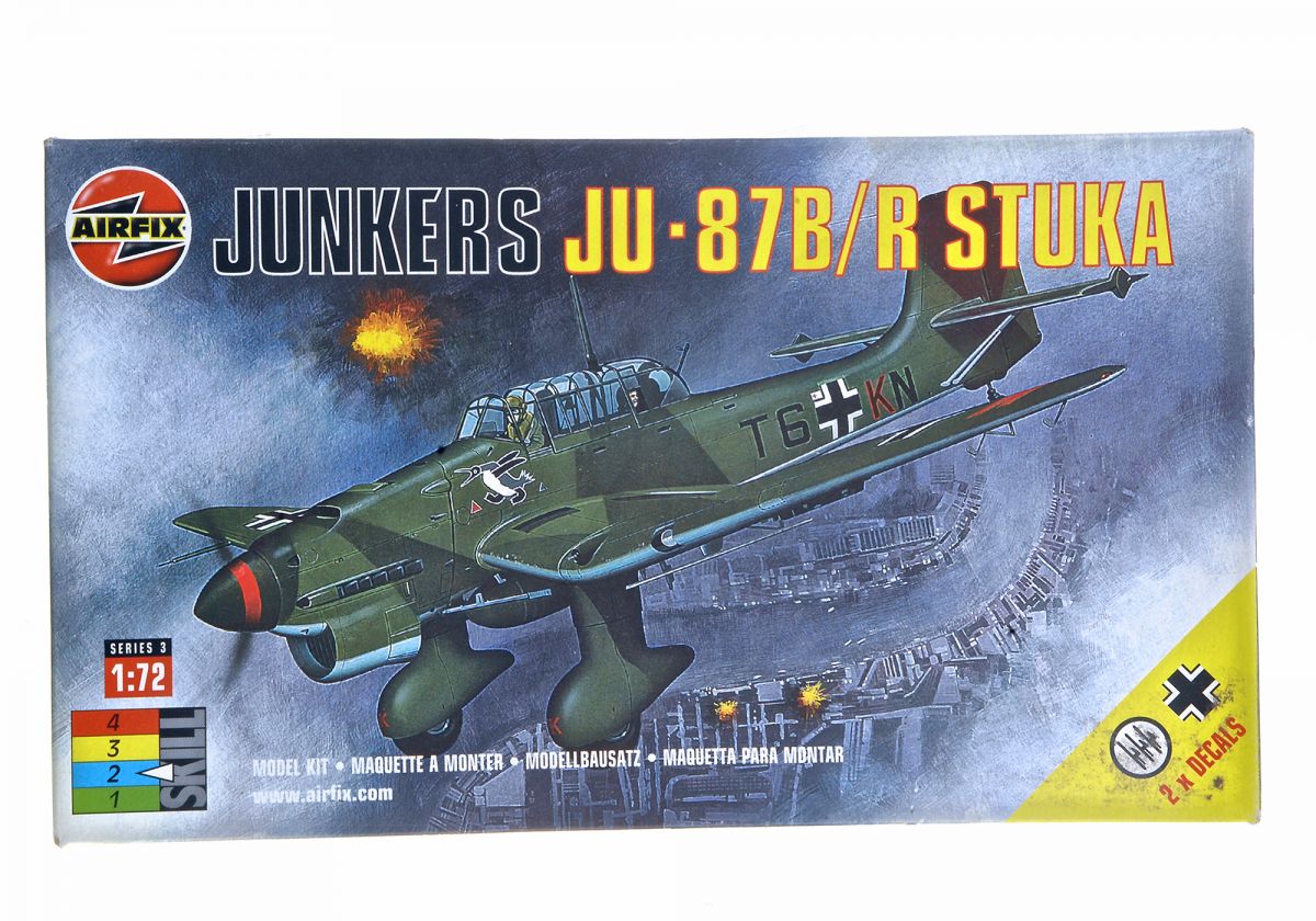 JUNKERS JU-87 B.R STUKA WWII DIVE BOMBER - AIRFIX 1/72 scale