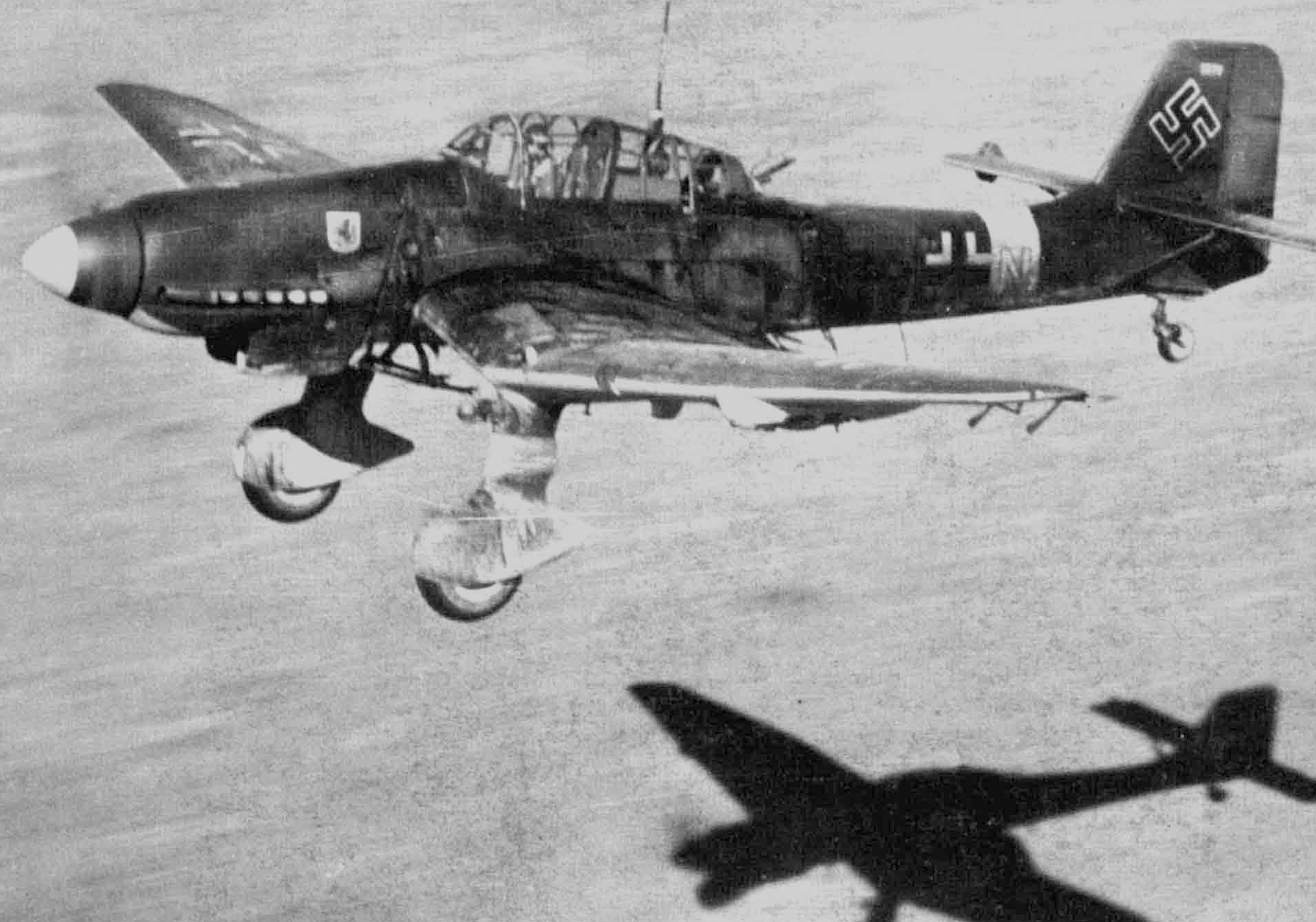 The Terrifying Physics of WWII Dive Bombing